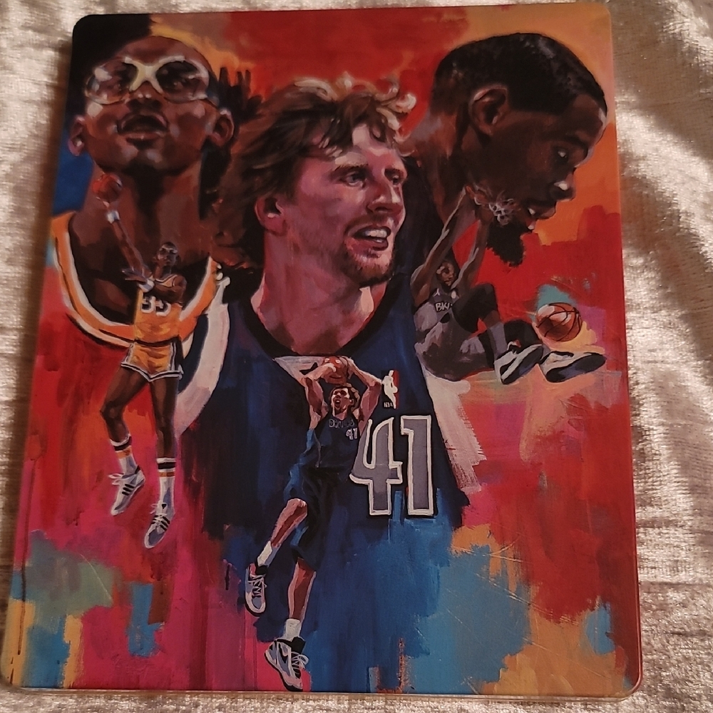 NBA 75th Anniversary Edition Collectible Tin Basketball 2K22